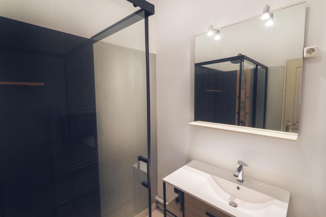 Appartement Tout Equipe Pour 6 Personnes A 15Min Des Plages Béziers Dış mekan fotoğraf