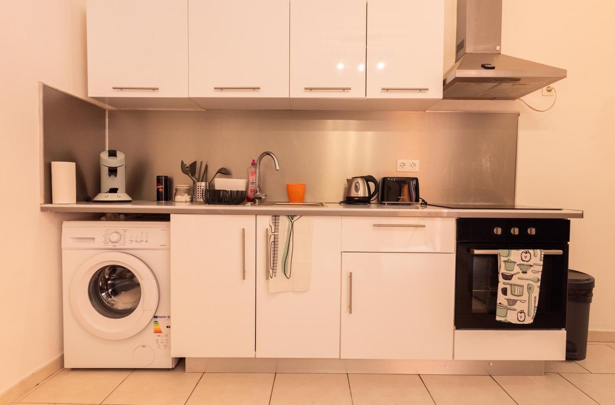 Appartement Tout Equipe Pour 6 Personnes A 15Min Des Plages Béziers Dış mekan fotoğraf