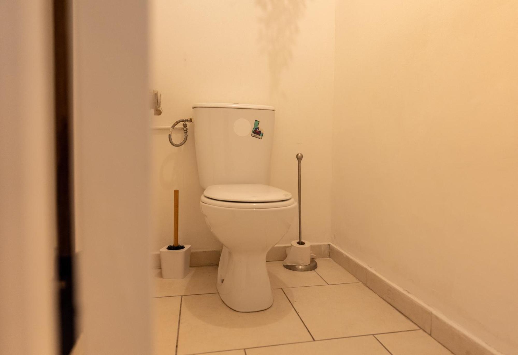 Appartement Tout Equipe Pour 6 Personnes A 15Min Des Plages Béziers Dış mekan fotoğraf