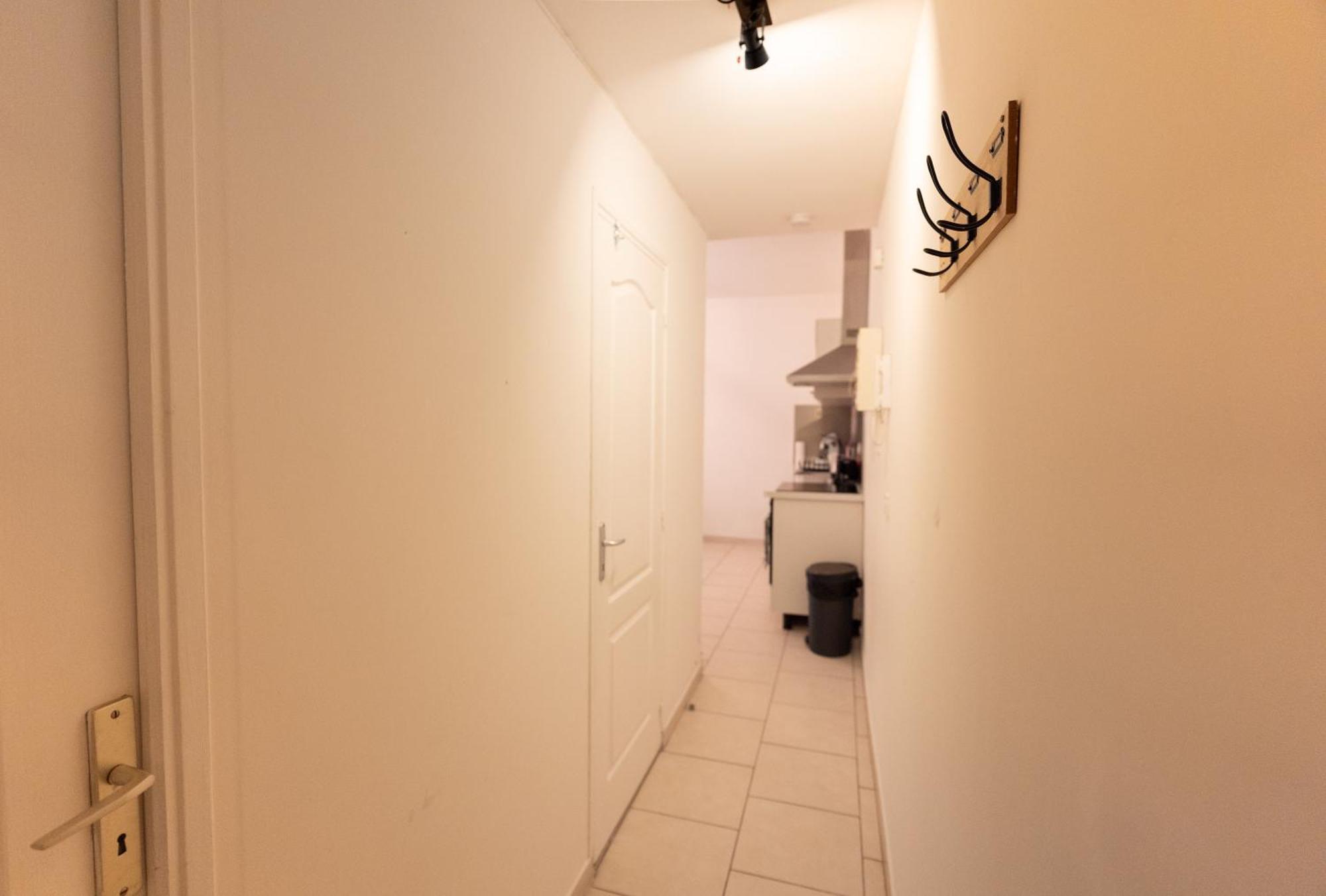 Appartement Tout Equipe Pour 6 Personnes A 15Min Des Plages Béziers Dış mekan fotoğraf