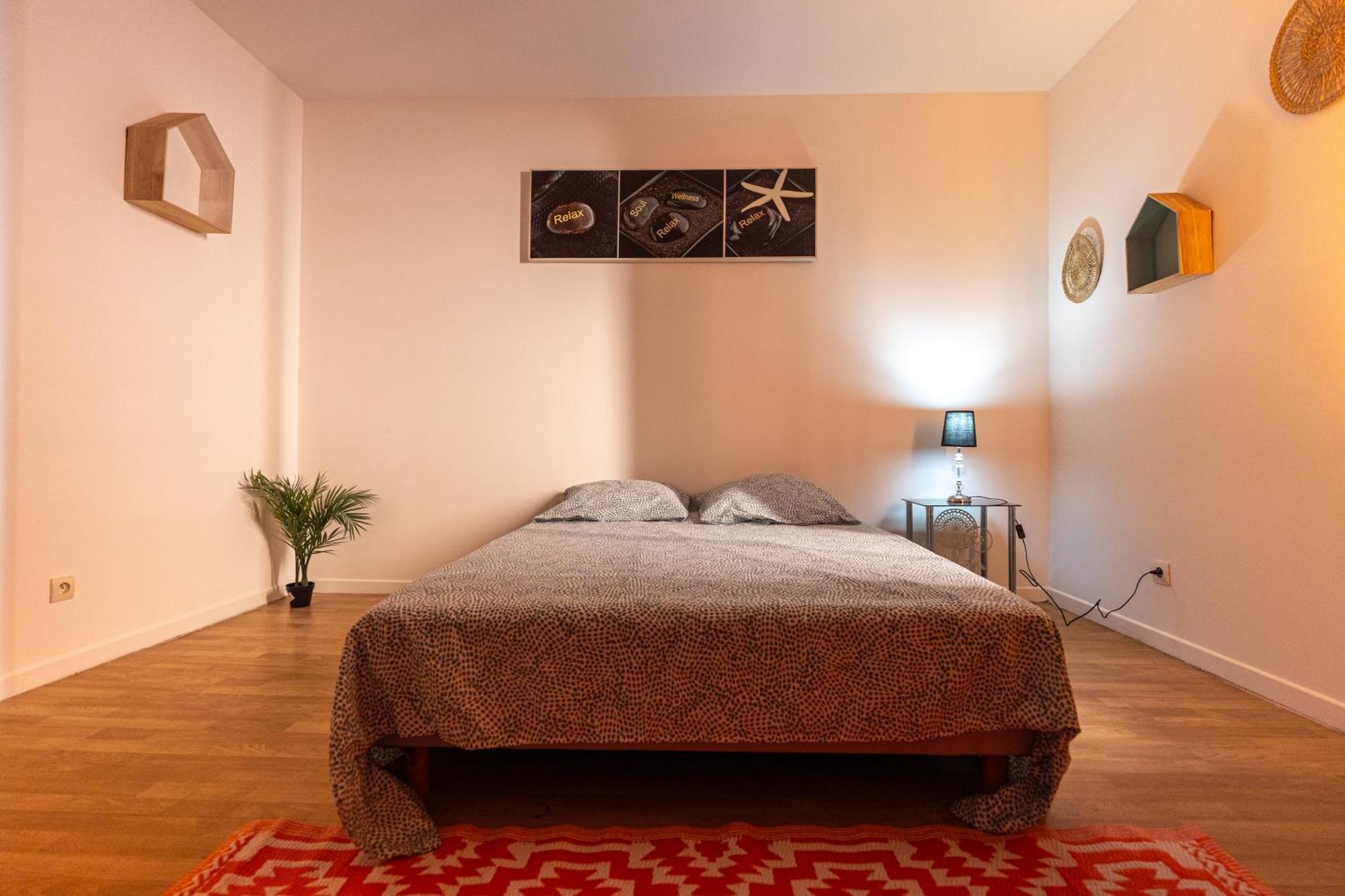 Appartement Tout Equipe Pour 6 Personnes A 15Min Des Plages Béziers Dış mekan fotoğraf