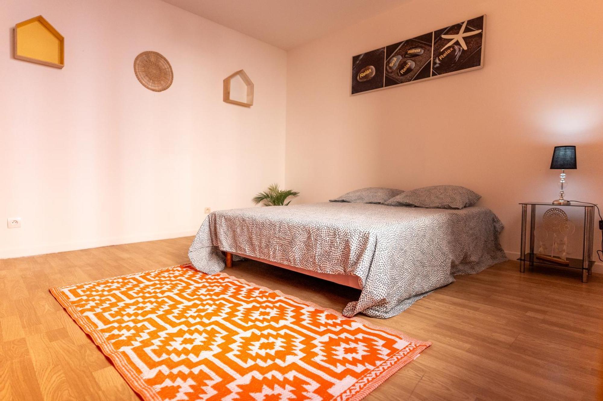 Appartement Tout Equipe Pour 6 Personnes A 15Min Des Plages Béziers Dış mekan fotoğraf